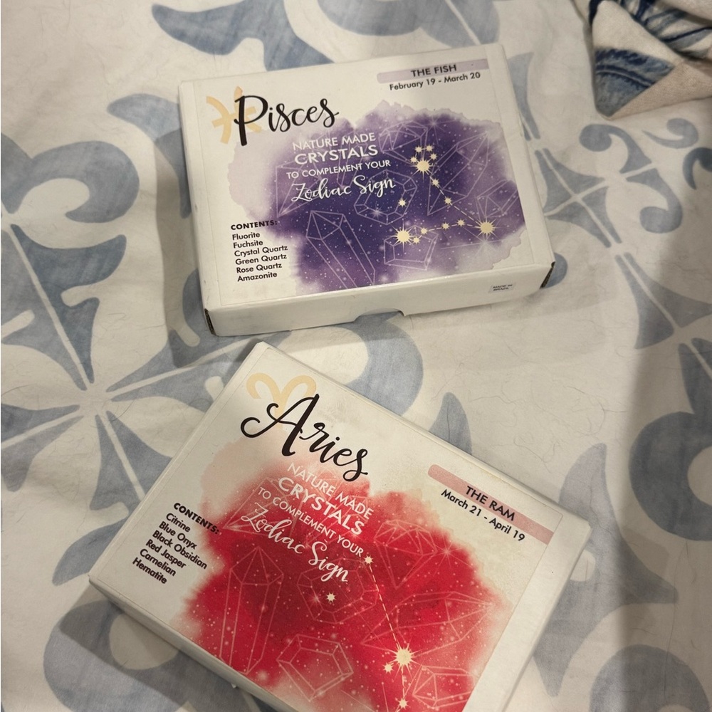 Zodiac Sign Crystals Set of 2 - Aries & Pisces NEW